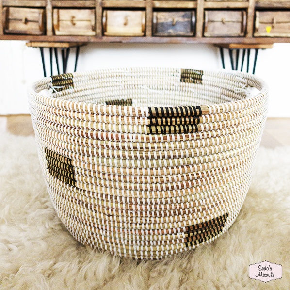 Handmade African Sahla basket, large