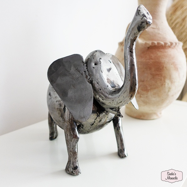 Handmade African elephant made of iron