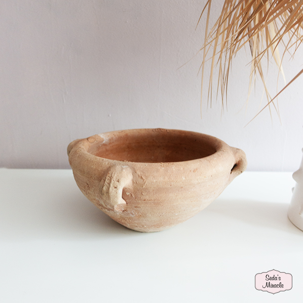 Essan pot, terracotta